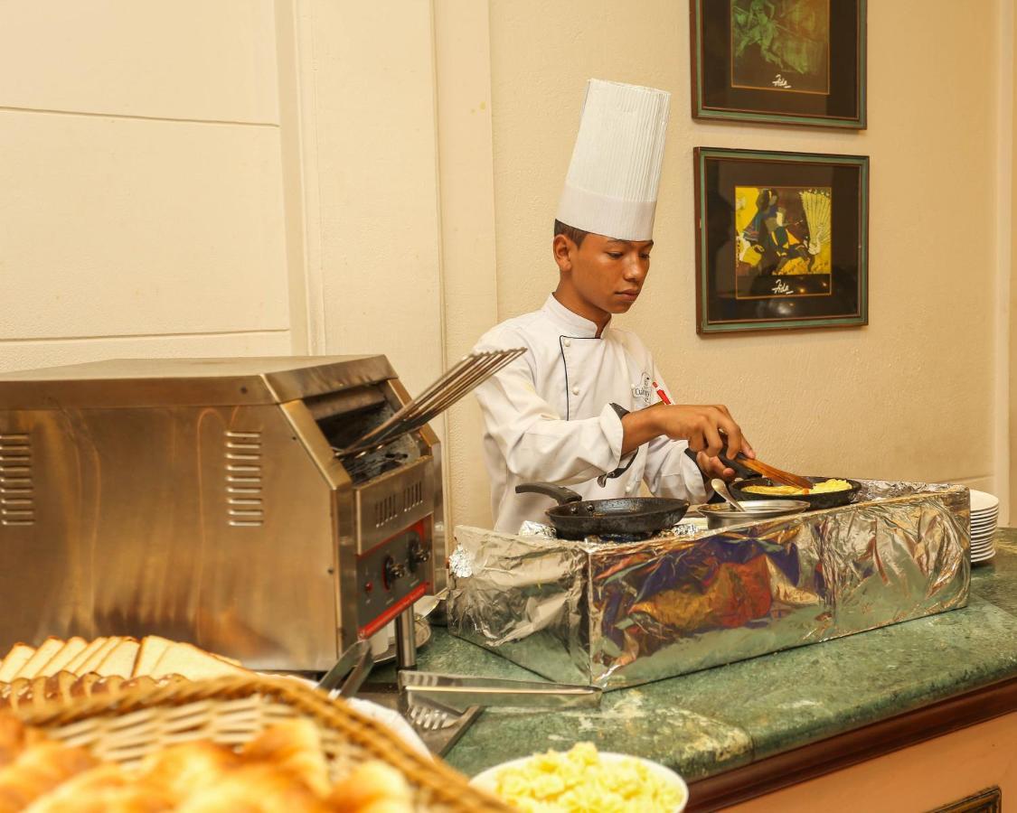 Grand Hotel Katmandu Dış mekan fotoğraf