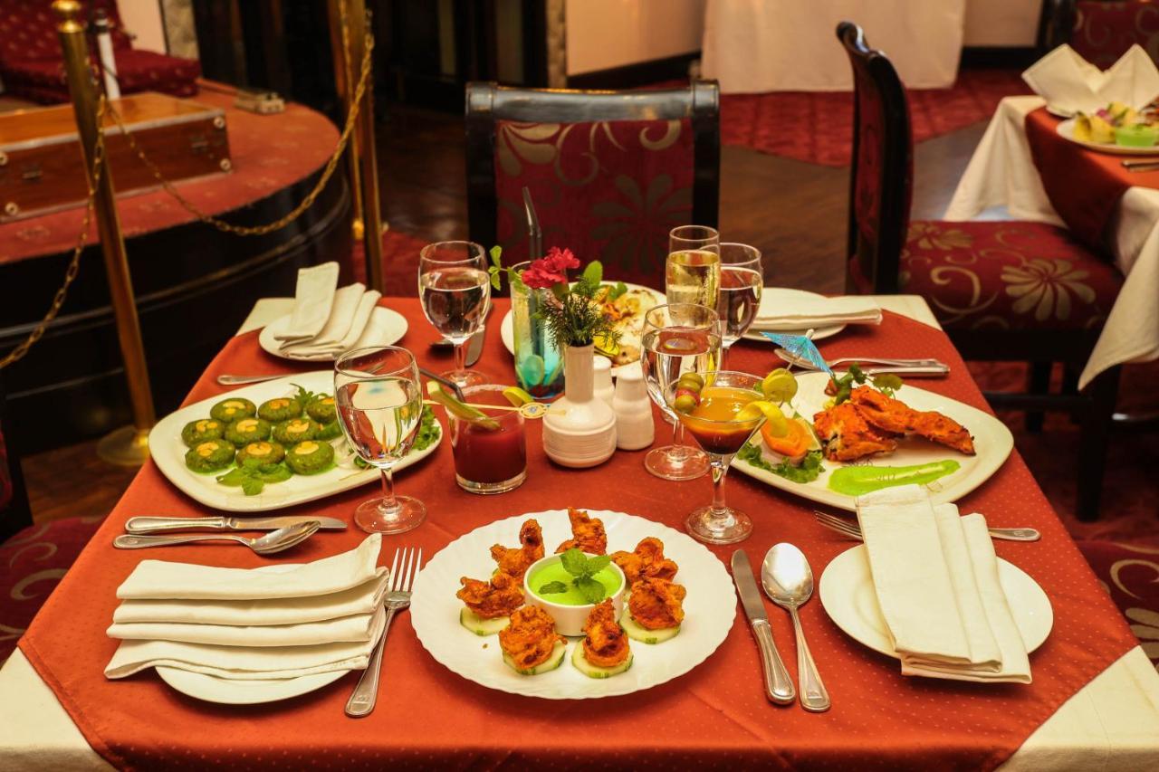 Grand Hotel Katmandu Dış mekan fotoğraf
