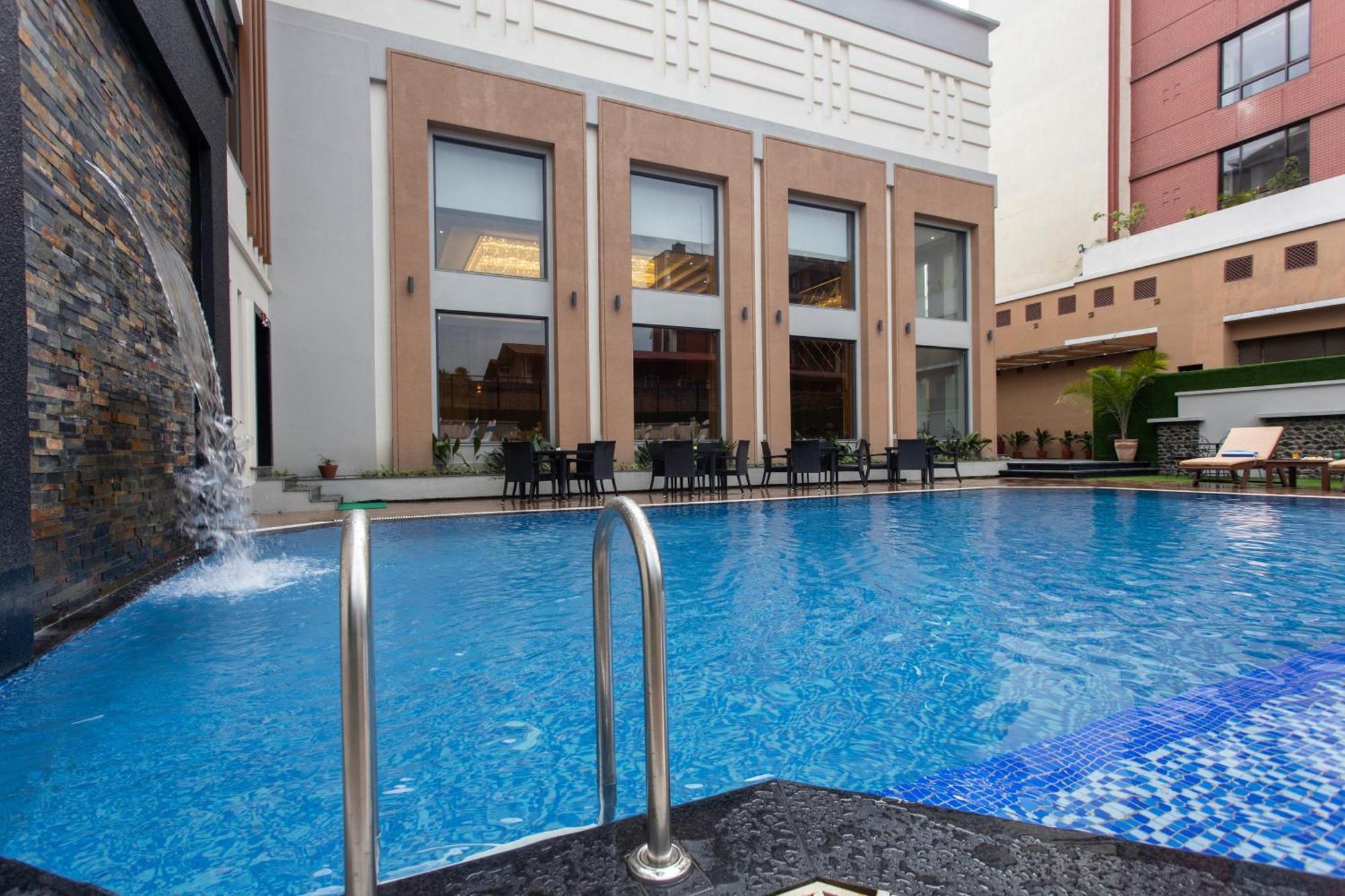 Grand Hotel Katmandu Dış mekan fotoğraf
