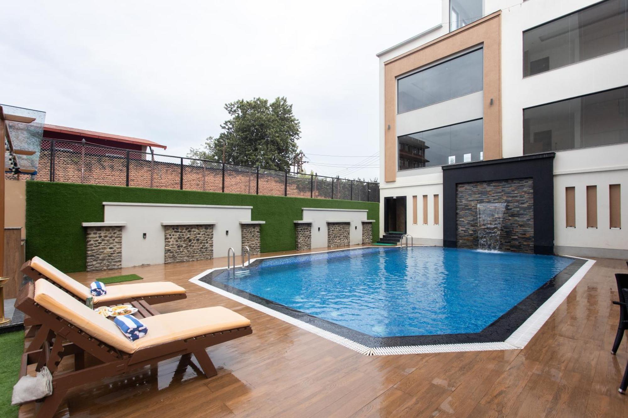 Grand Hotel Katmandu Dış mekan fotoğraf